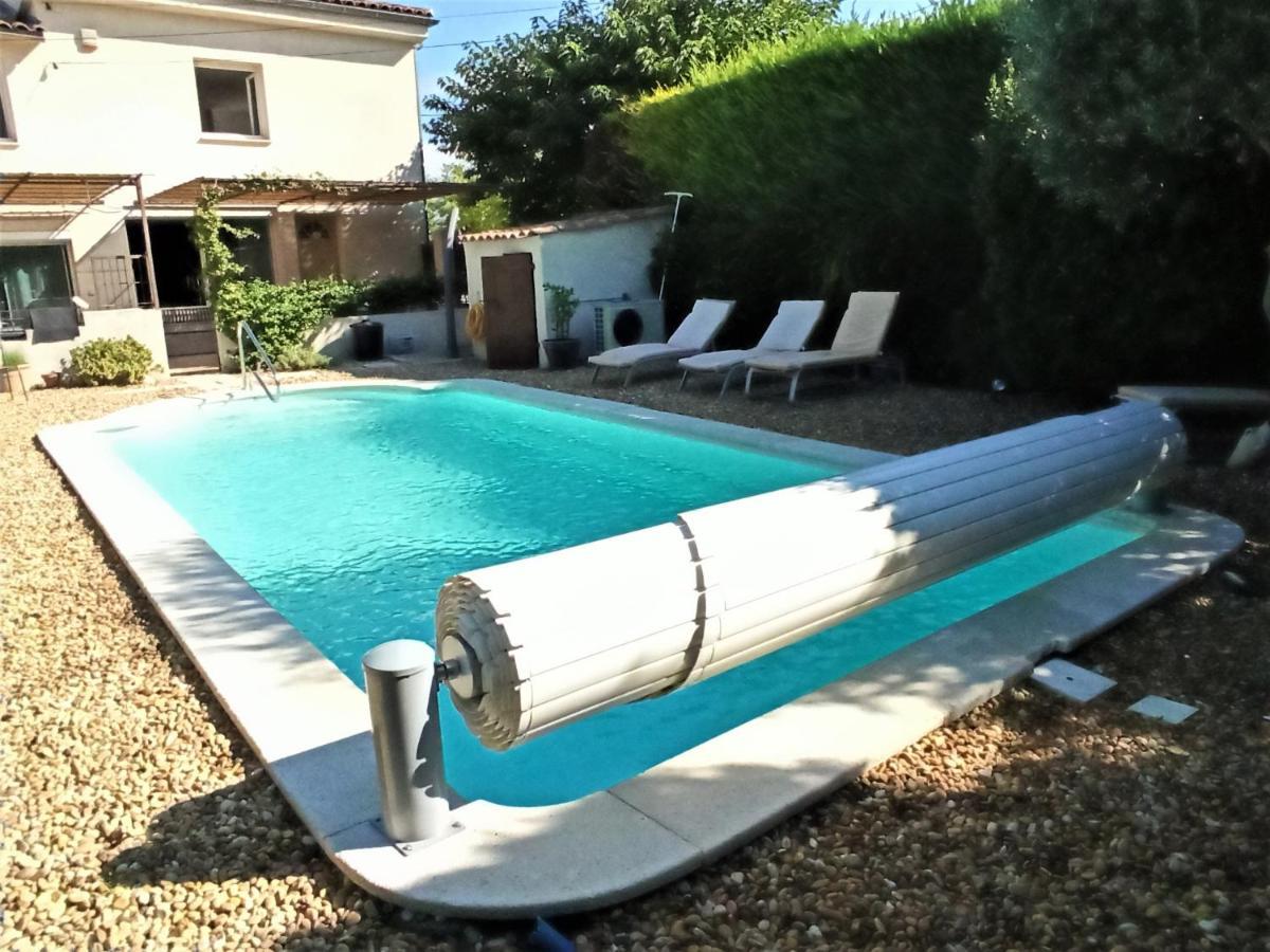 Appartement Grand Confort A Deux Pas Du Centre Ville LʼIsle-sur-la-Sorgue Exteriör bild